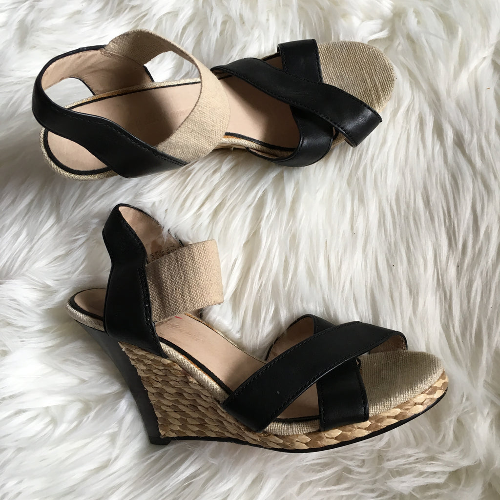 tommy bahama black & tan wedge sandals