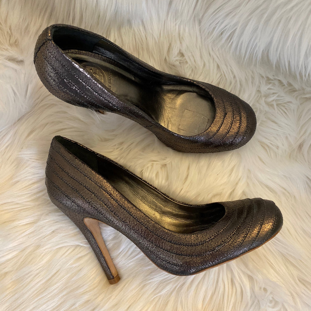 tory burch metallic gold leather pumps
